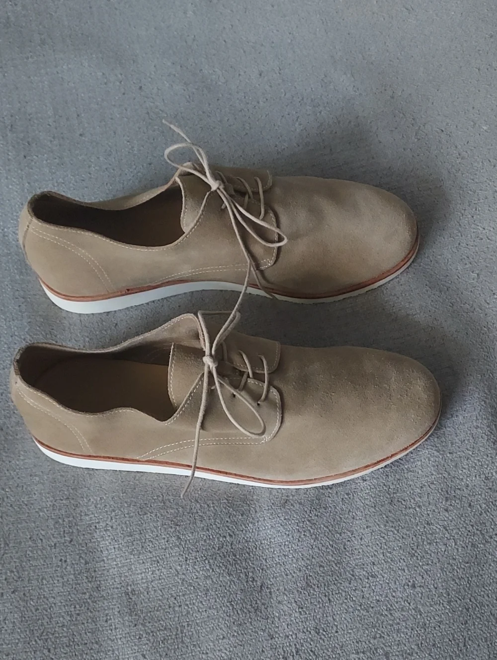 Nisolo Men's Soft Suede Lace-Up Business Casual Shoes in Beige Sz-